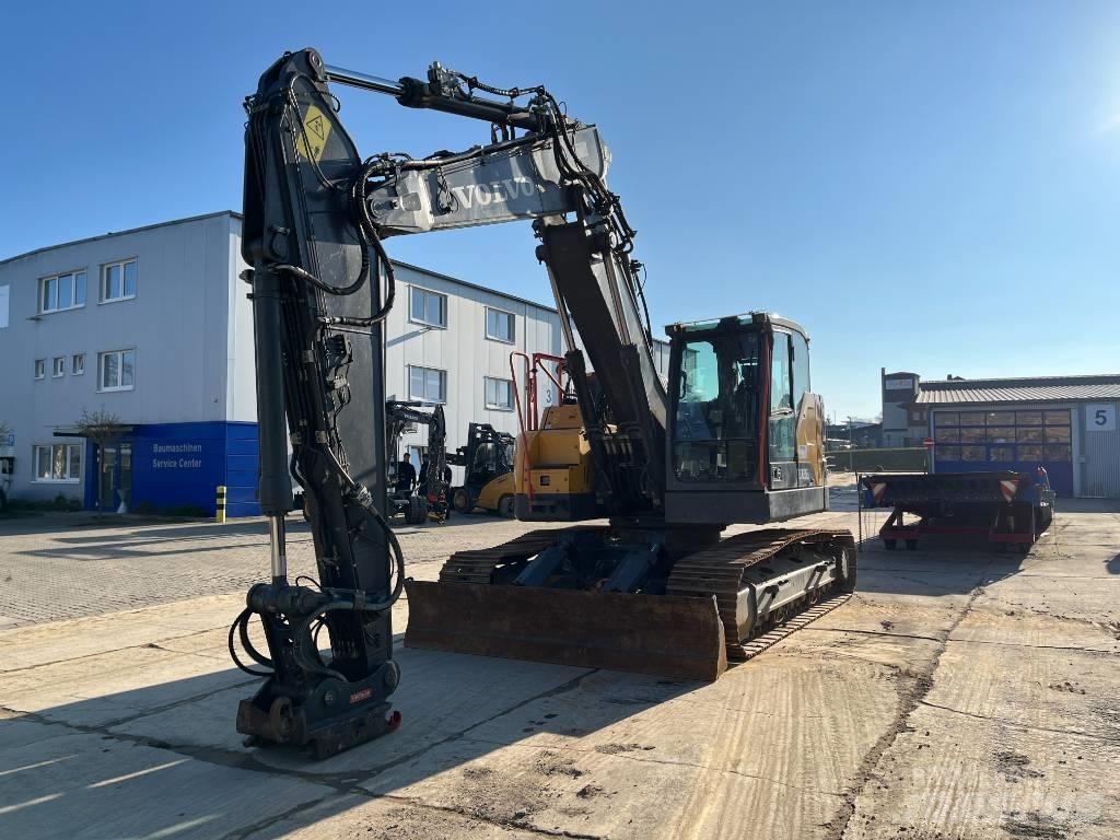 Volvo ECR235EL Excavadoras sobre orugas