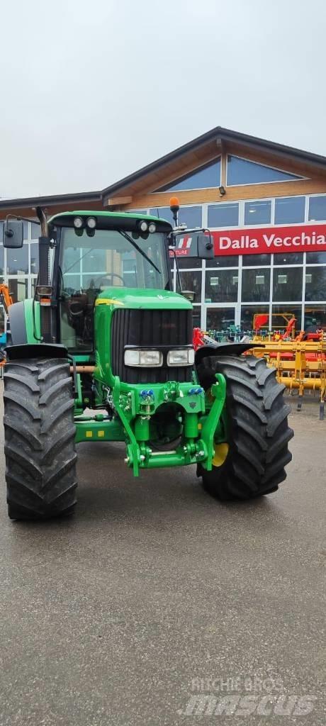 John Deere 6820 Tractores