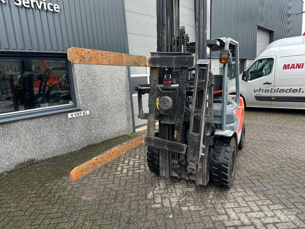 Toyota 62-8 FD 30 Camiones diesel