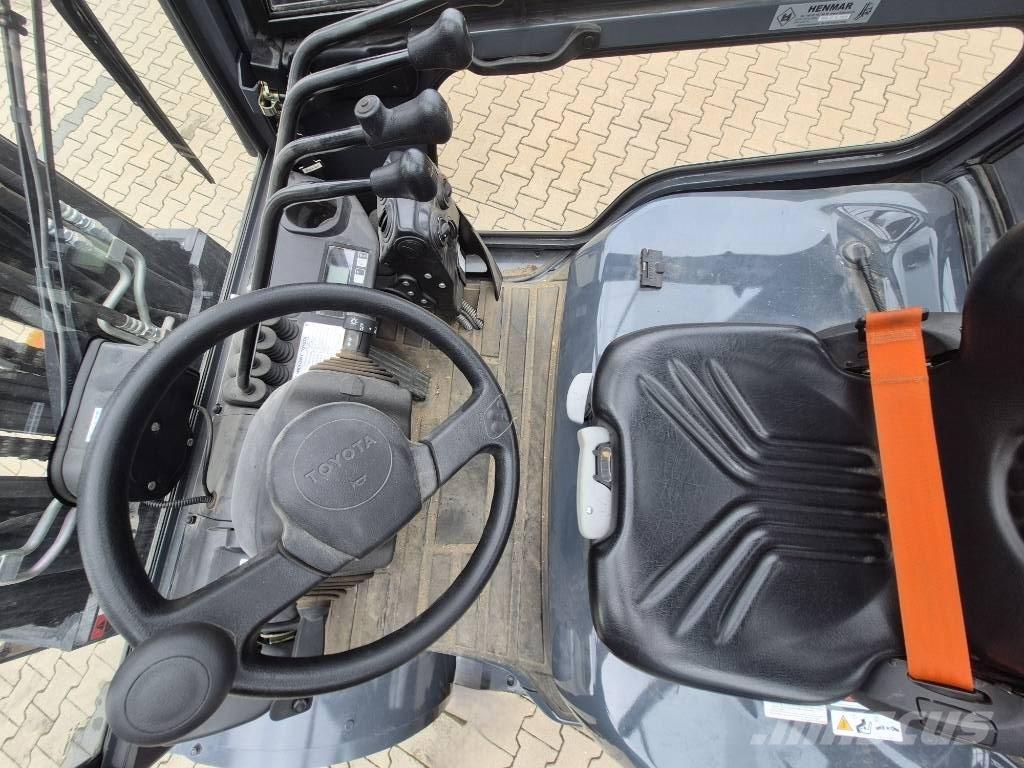 Toyota 8FG45N Camiones LPG