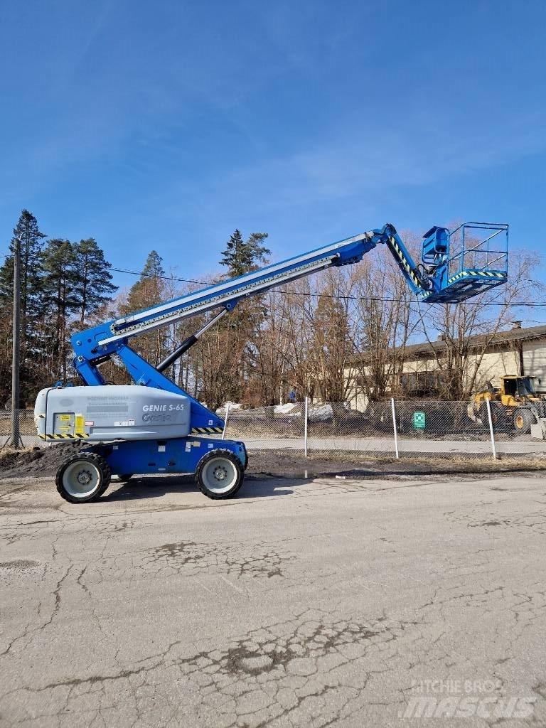 Genie S 65 Plataformas con brazo de elevación telescópico