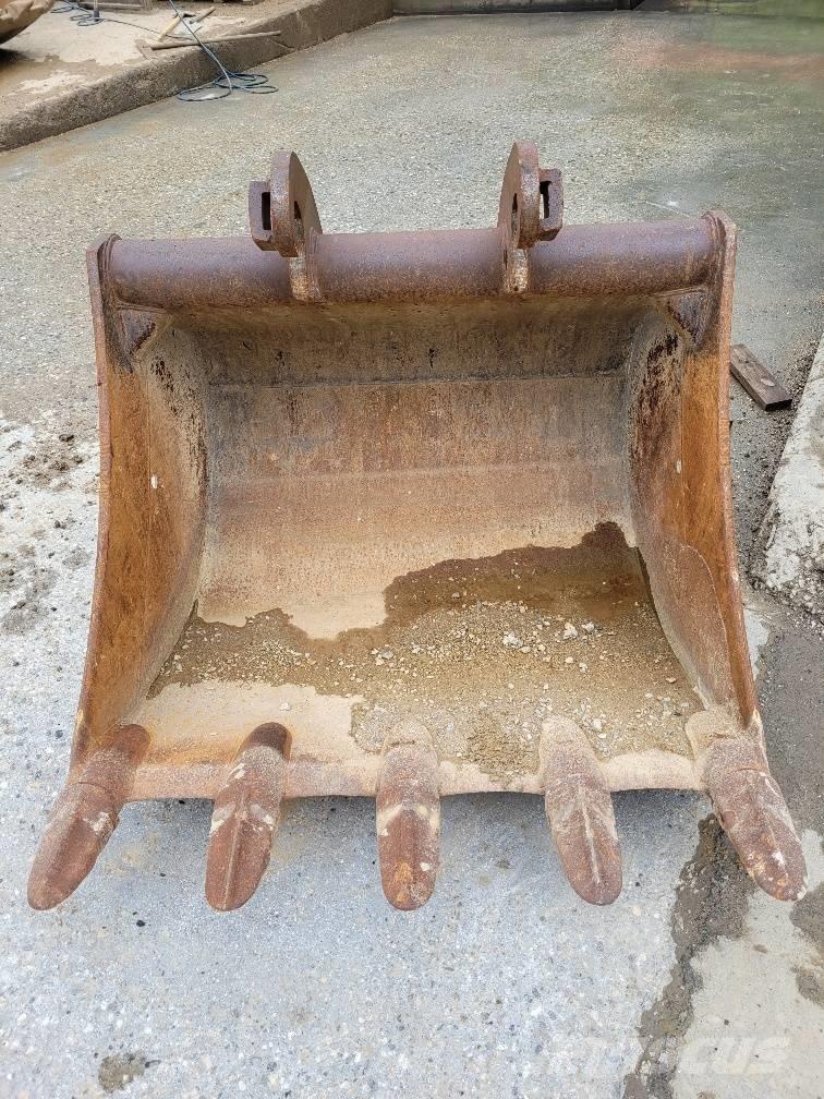 Komatsu HB 215 LC-2 Excavadoras sobre orugas