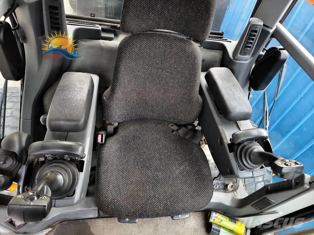 CAT 160 M Niveladoras