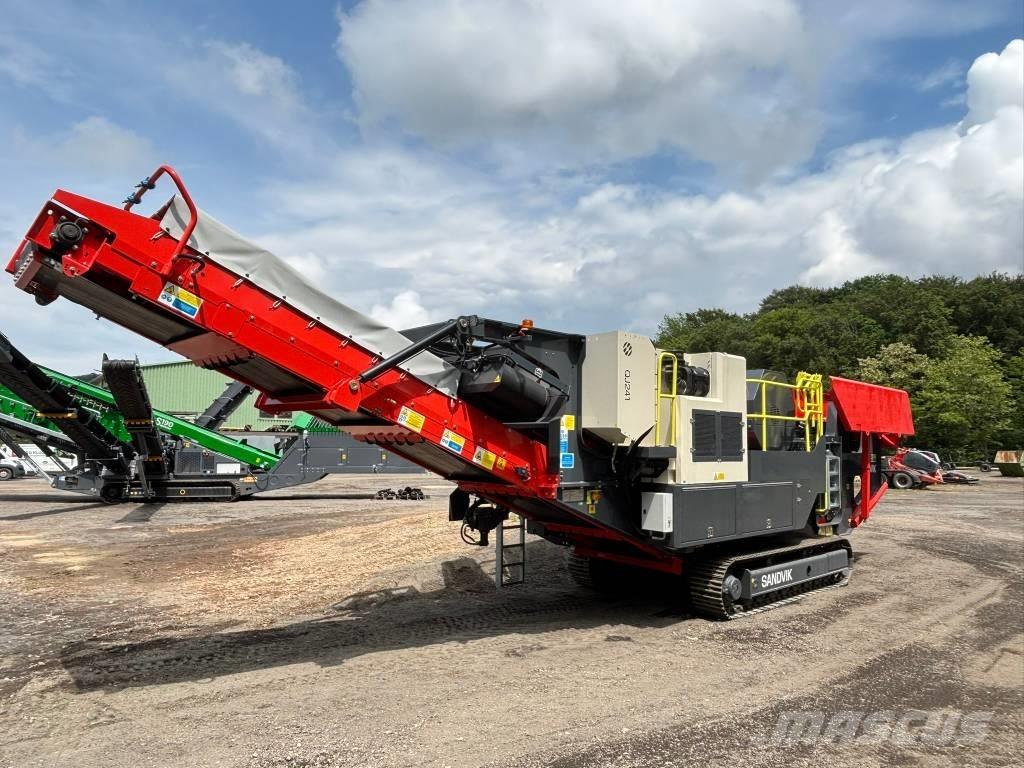Sandvik QJ 241 Trituradoras móviles