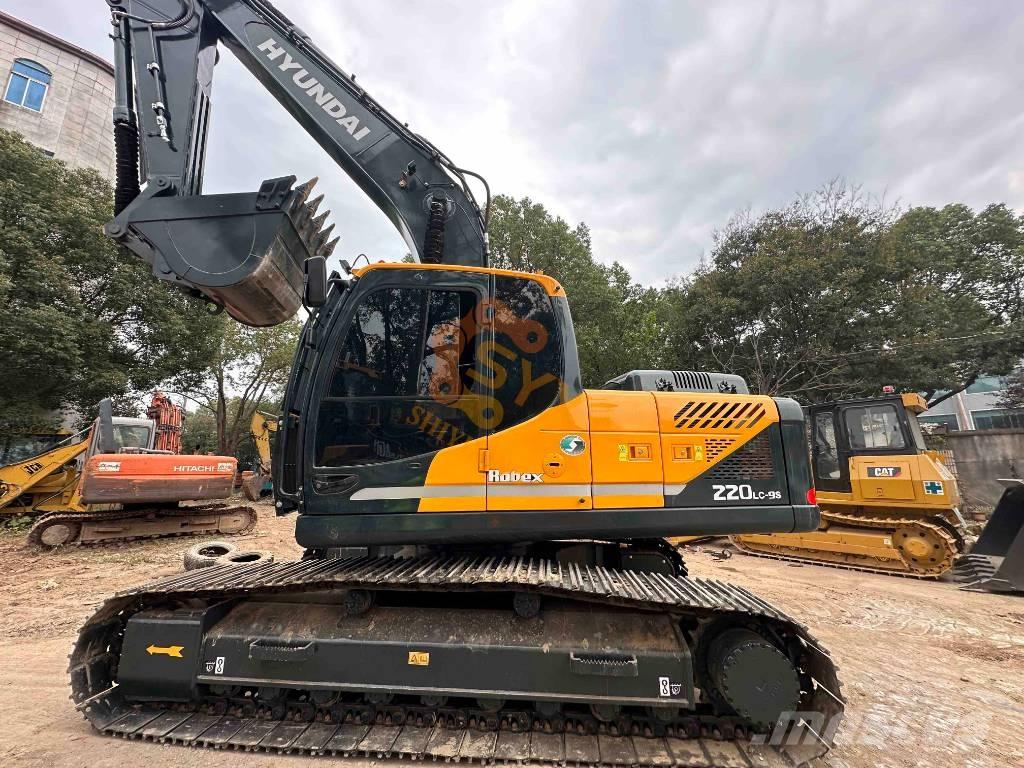 Hyundai Robex 220-9S Excavadoras sobre orugas