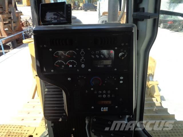 CAT D 6 R XL III Buldozer sobre oruga