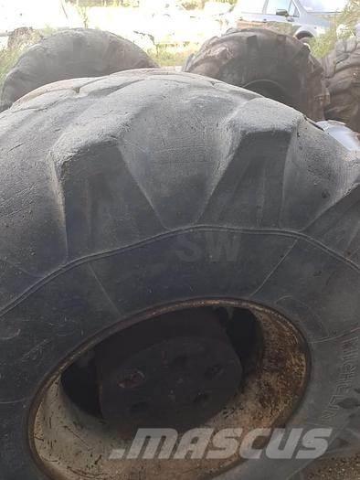 Michelin 18R19.5XF Llantas