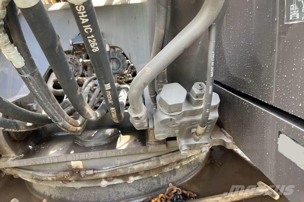 Volvo EC 240 C L Excavadoras sobre orugas