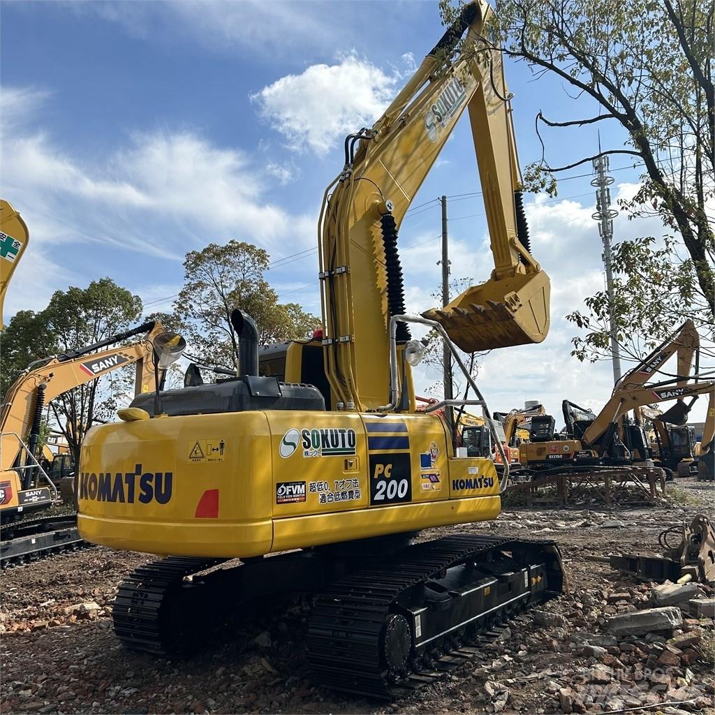 Komatsu PC200-8MO Excavadoras sobre orugas