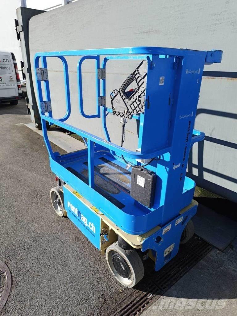 JLG 1230 ES Plataformas con jaula de elevación