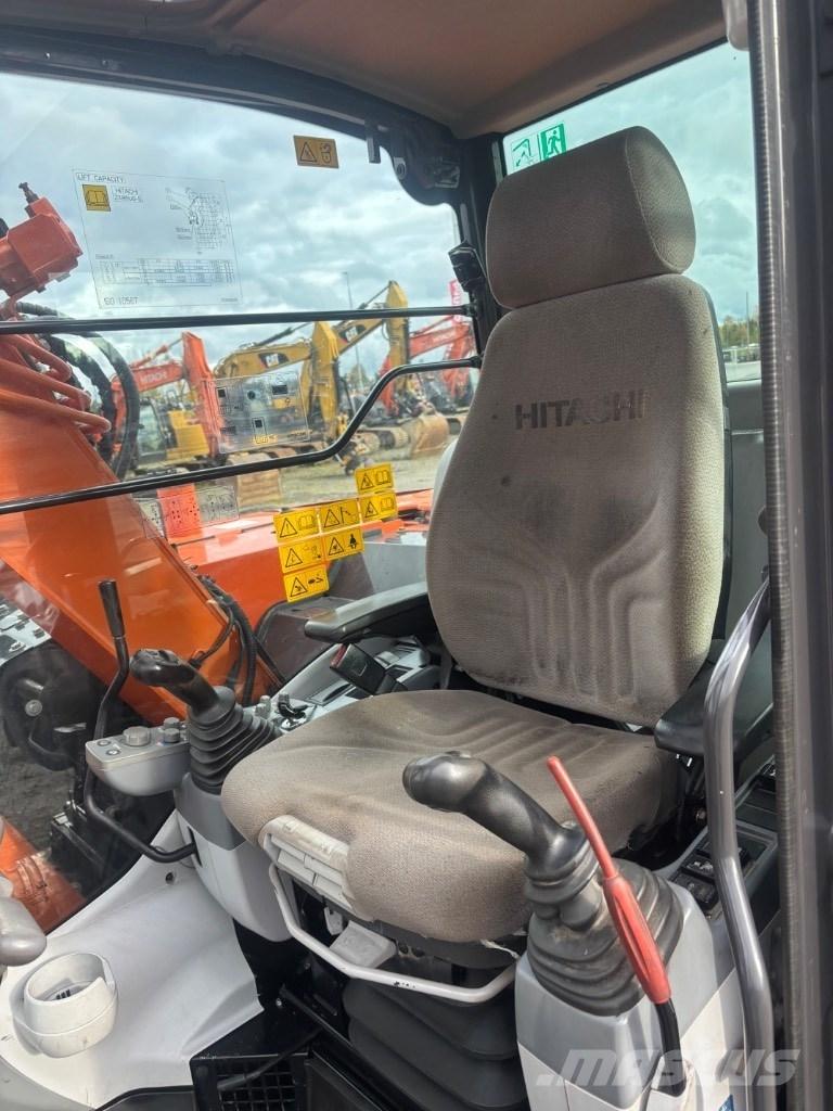 Hitachi ZX 85 US-5A Excavadoras 7t - 12t