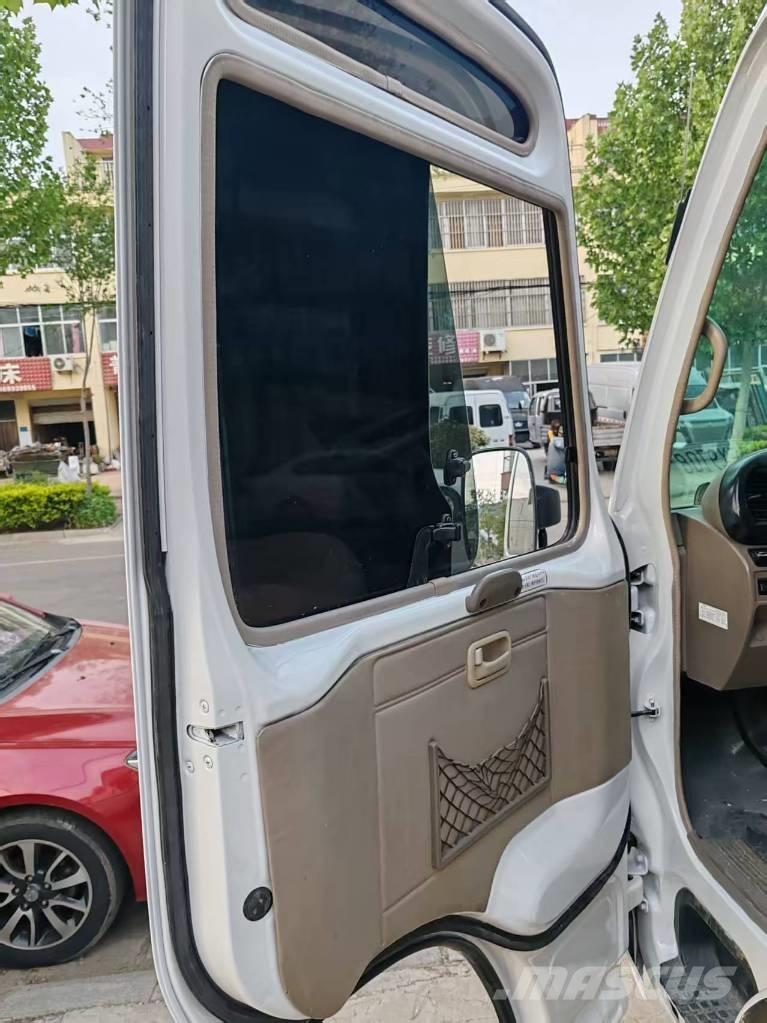 Toyota Coaster Autobuses interurbano