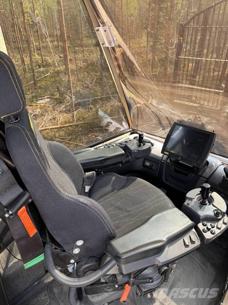 Ponsse ELK 8W Transportadoras