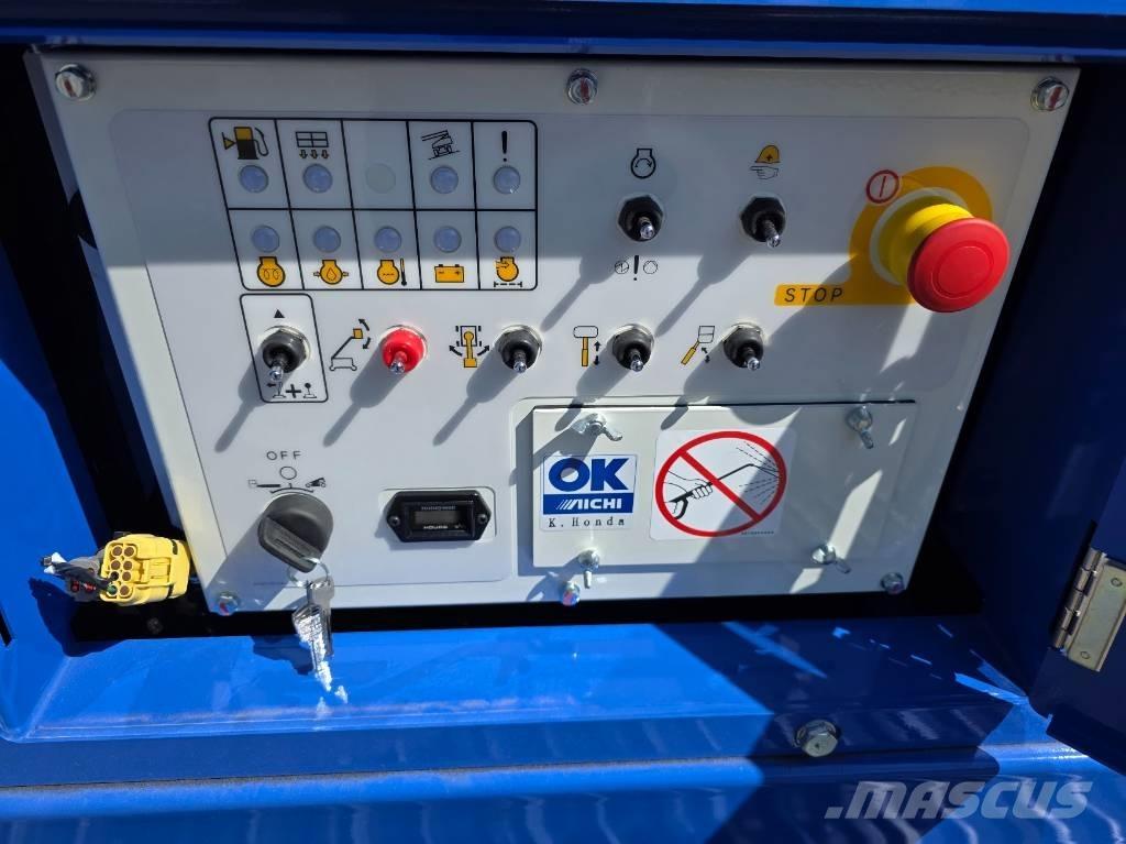 Aichi SR12 CSM Plataformas con brazo de elevación telescópico