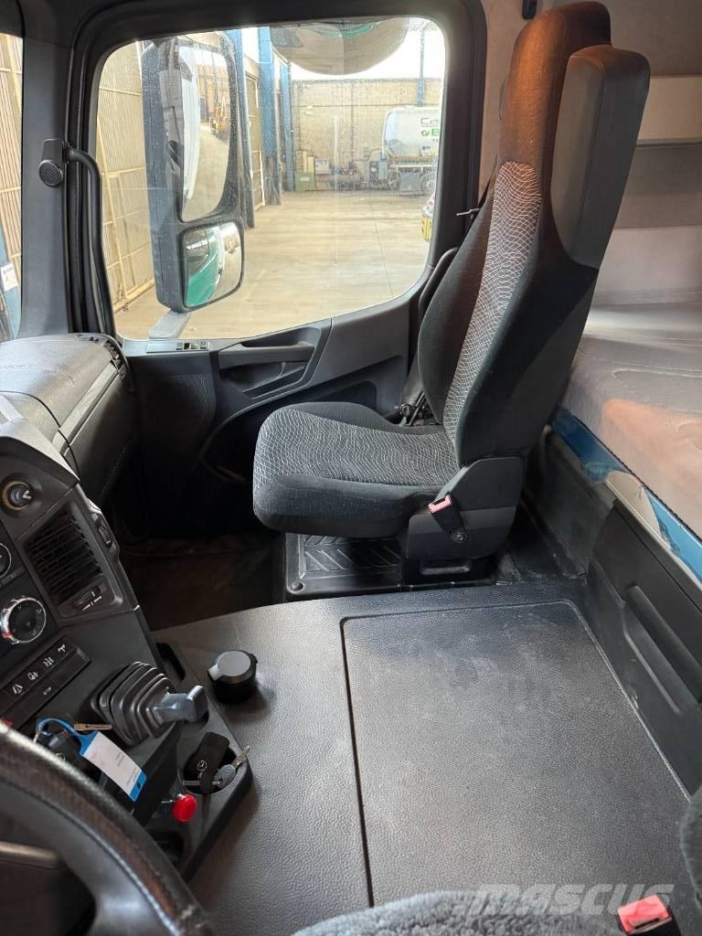 Mercedes-Benz 1845 Camiones tractor