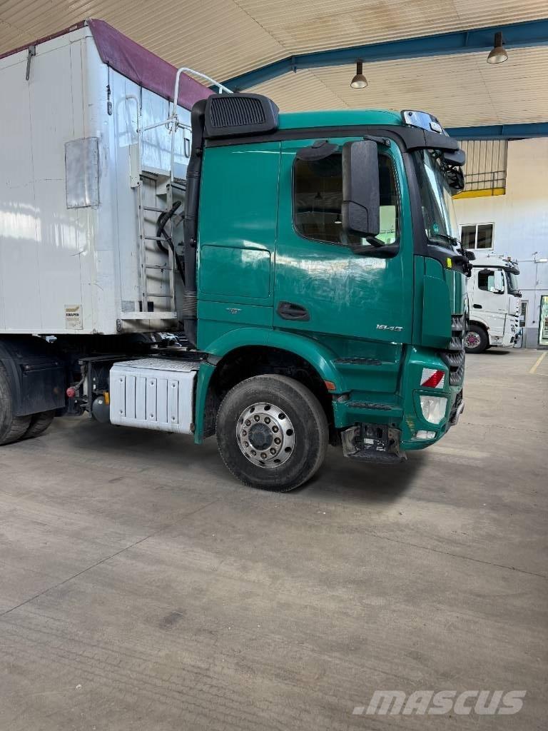 Mercedes-Benz 1845 Camiones tractor