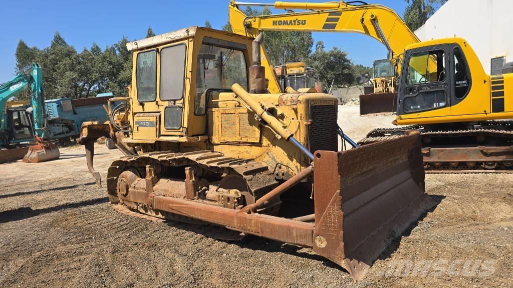 CAT D 6 D Buldozer sobre oruga