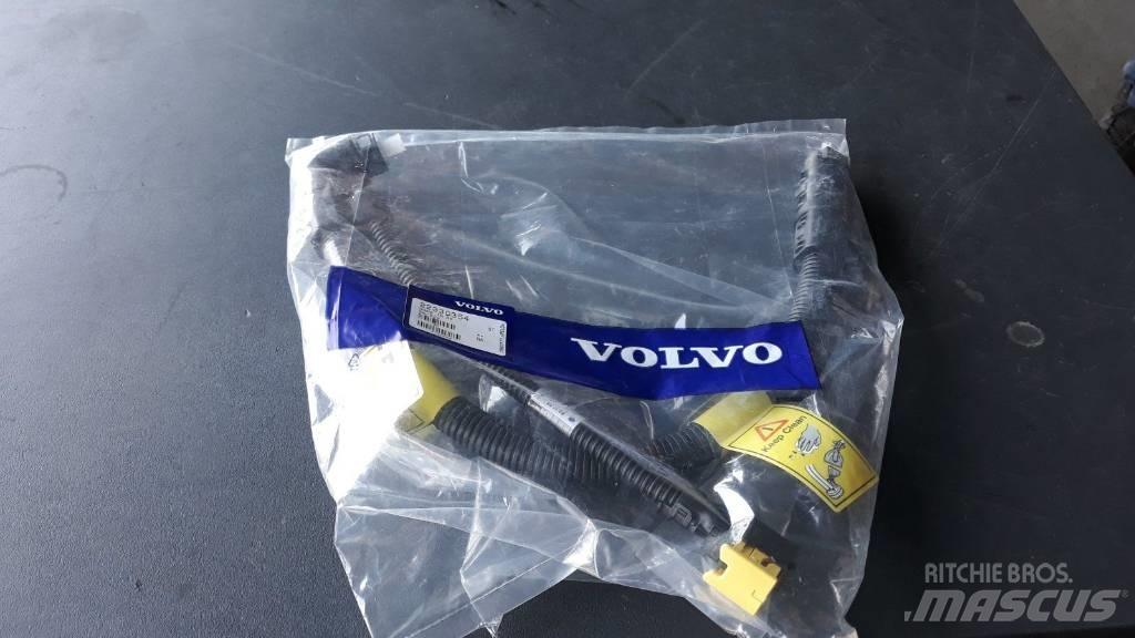 Volvo HOSE 22330354 Otros componentes