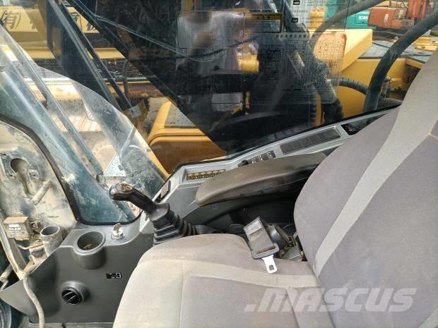 Hyundai 220LC Excavadoras sobre orugas