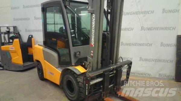 Jungheinrich DFG 430 Camiones diesel