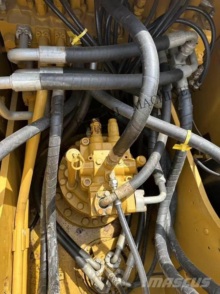 CAT 323 D2 Excavadoras sobre orugas