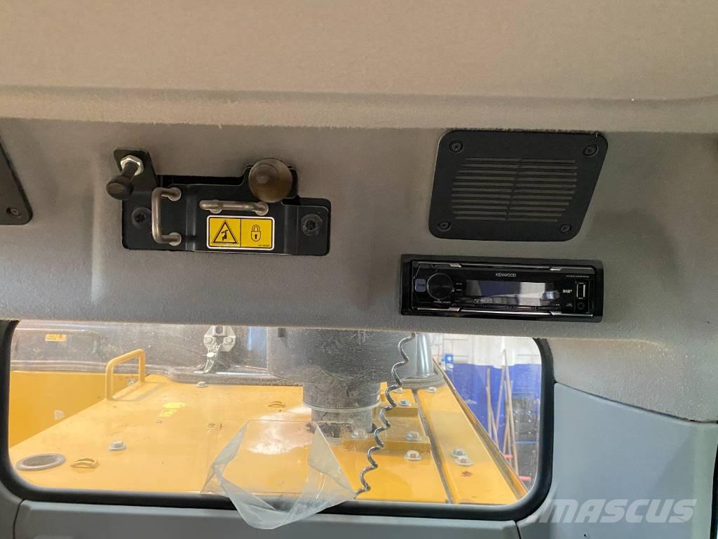 CAT 323F LN Excavadoras sobre orugas