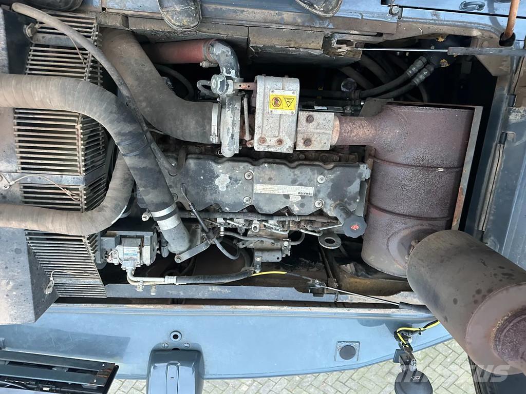 Komatsu PW200-7EO Excavadoras de ruedas