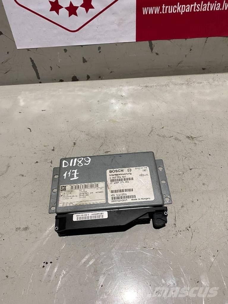 DAF XF95.480.  1651926 Componentes electrónicos