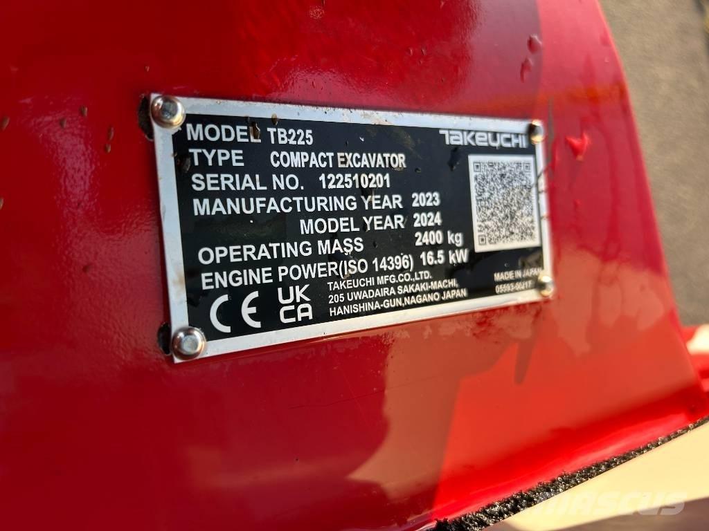 Takeuchi TB 225A V3 Miniexcavadoras