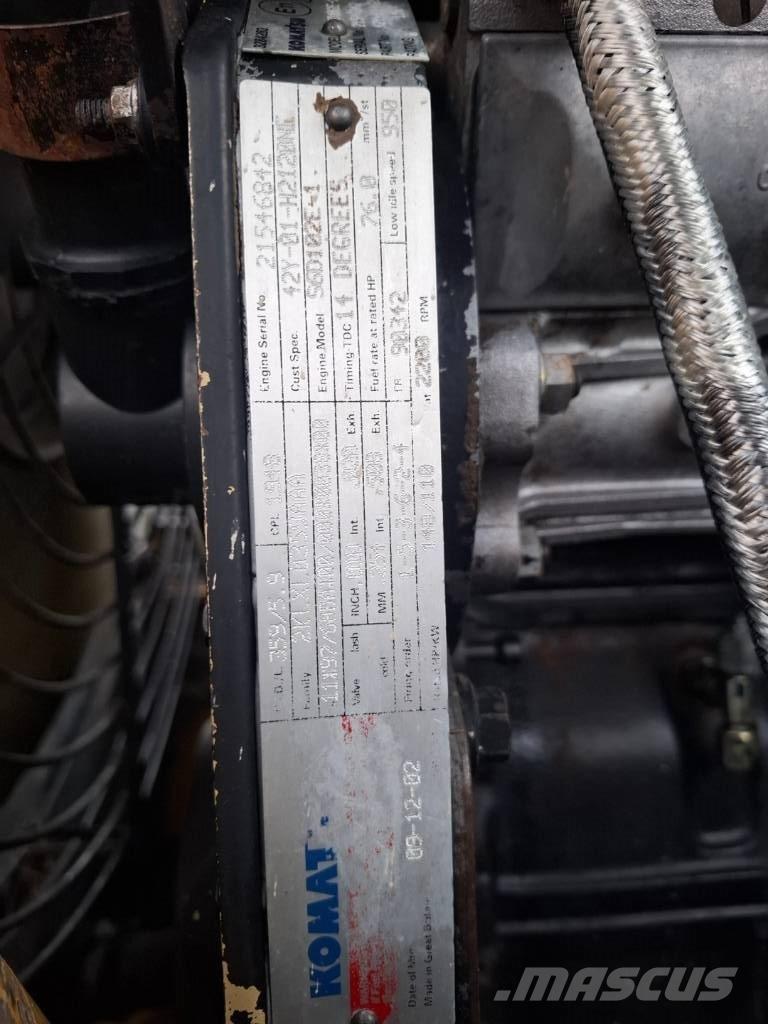 Komatsu WA 270-3 Cargadoras sobre ruedas