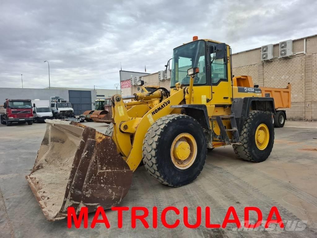 Komatsu WA 270-3 Cargadoras sobre ruedas
