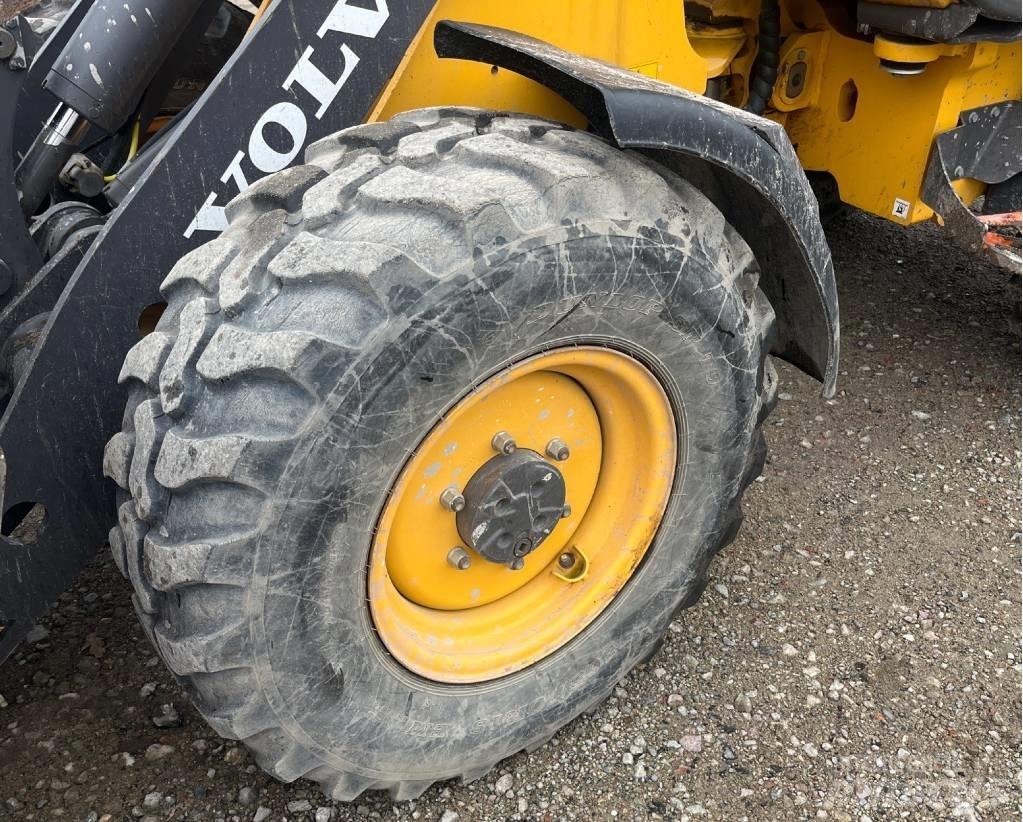 Volvo L25F Cargadoras sobre ruedas