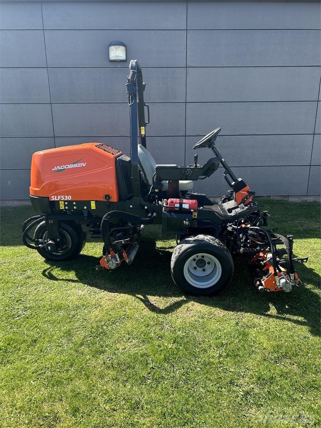 Jacobsen SLF530 Máquinas de calles