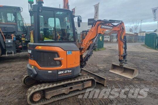 Develon DX 27 Z-7 Miniexcavadoras