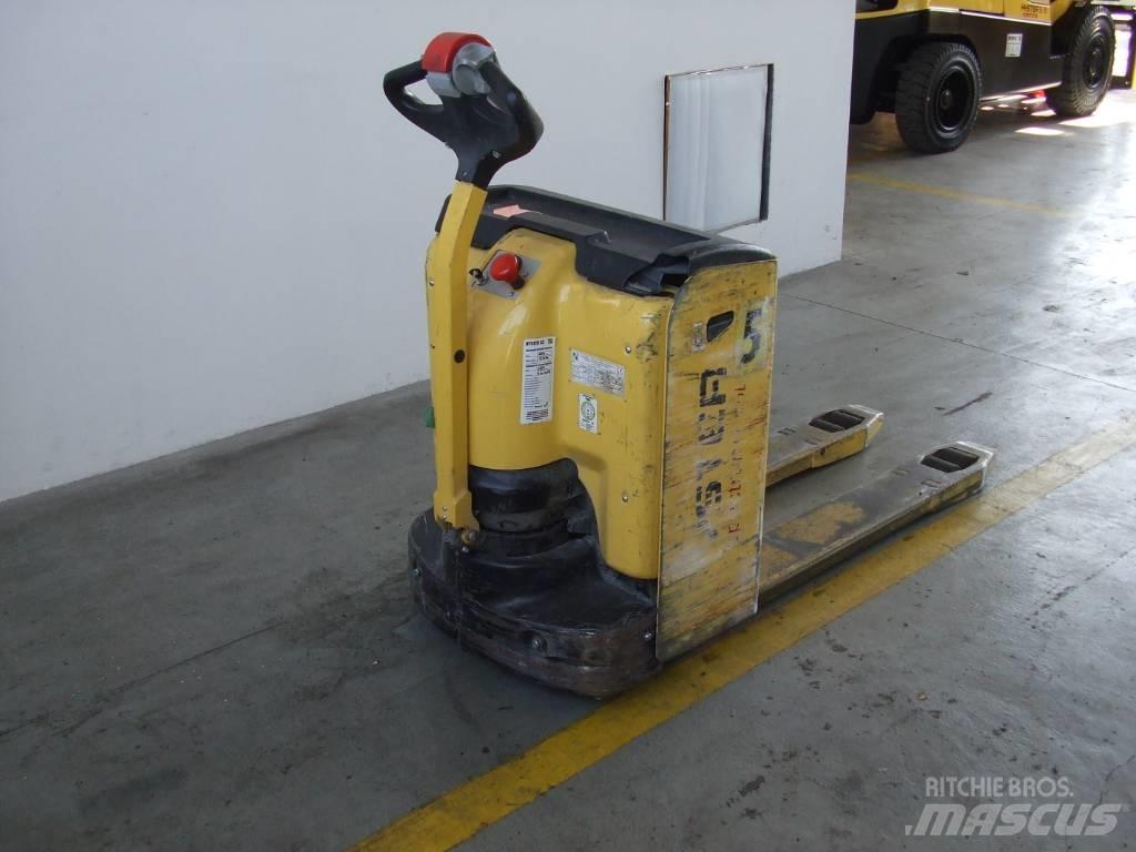 Hyster P2.0L Montacargas de baja elevación