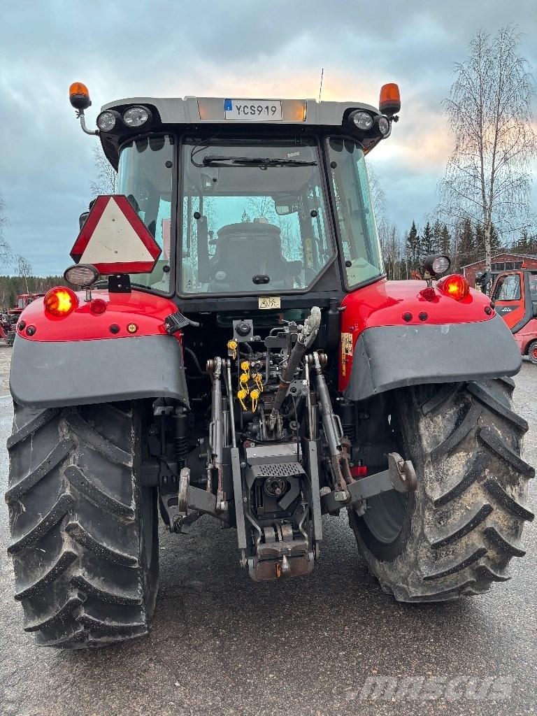 Massey Ferguson 5610 Tractores