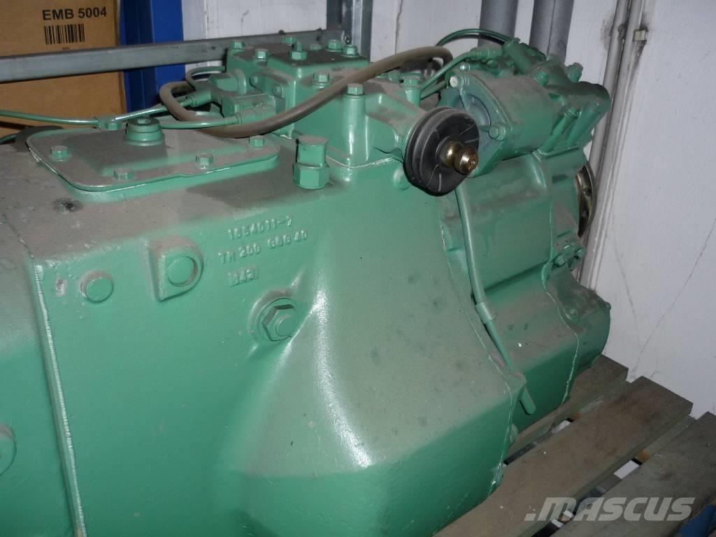 Volvo SR 2000 / 2400 Cajas de cambios