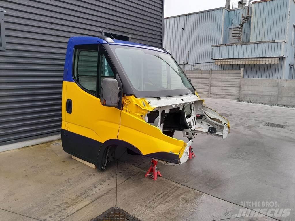 Iveco DAILY Cabinas