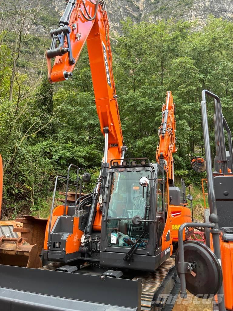 Develon DX 140 LCR-7 Excavadoras sobre orugas