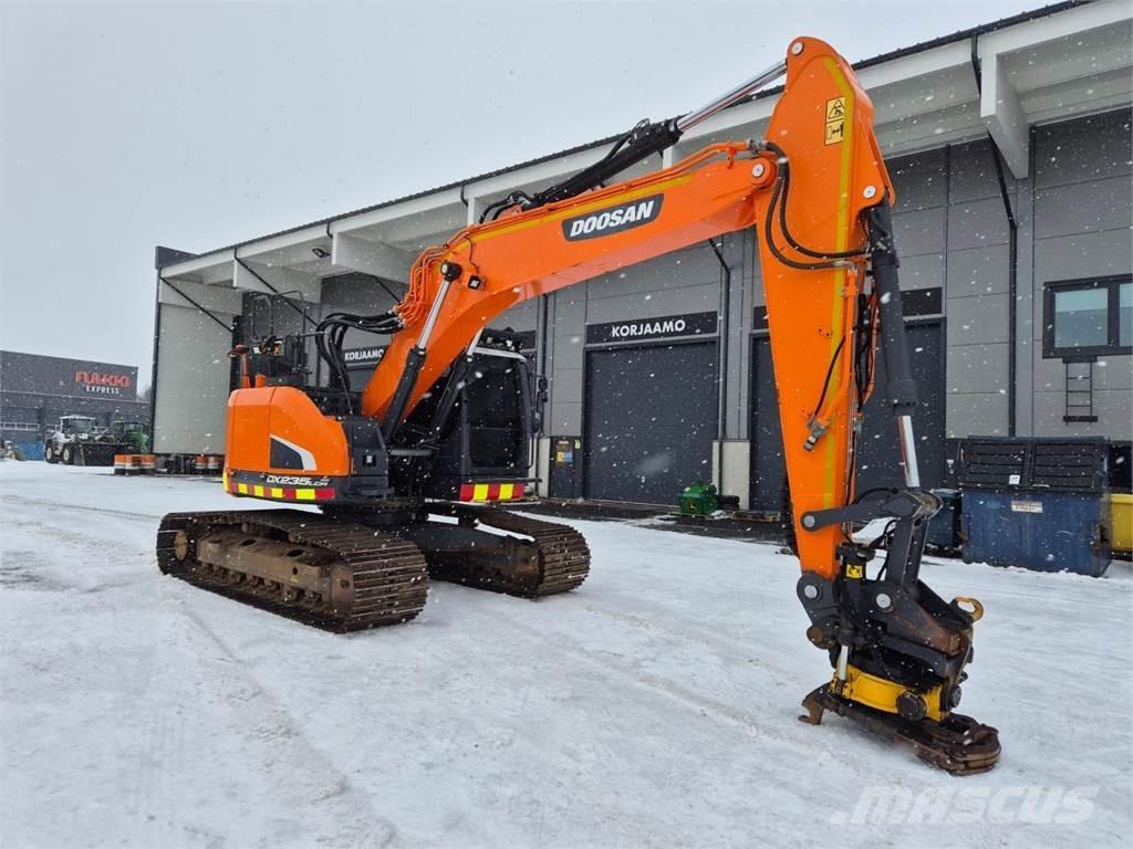 Doosan DX235LCR-5 Excavadoras sobre orugas