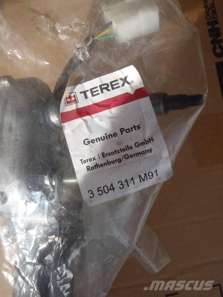 Fermec 860 Componentes electrónicos