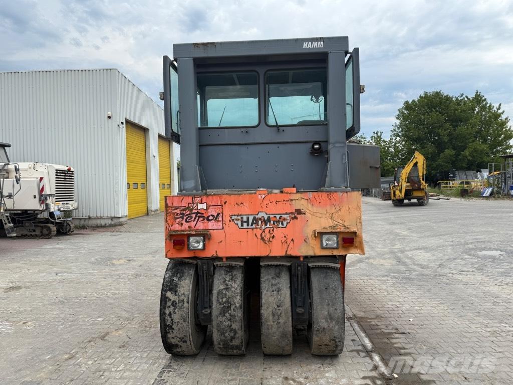 Hamm GRW 15 Rodillos sobre neumáticos