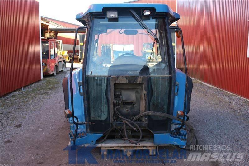 New Holland 8870 Cabina