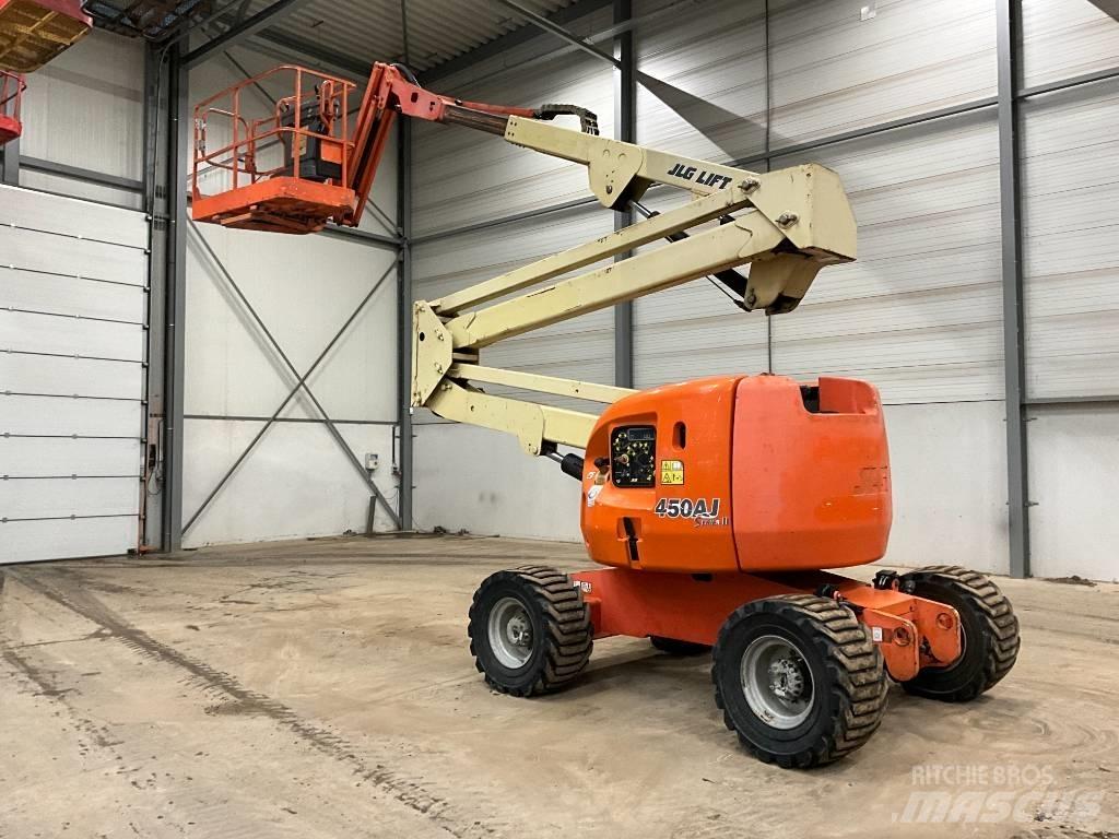 JLG 450 AJ Plataformas con brazo de elevación manual