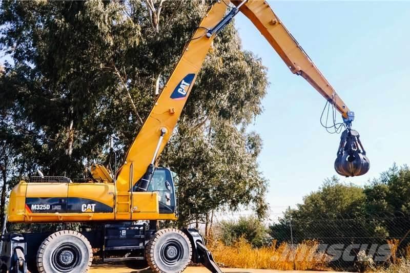 CAT M325 Miniexcavadoras