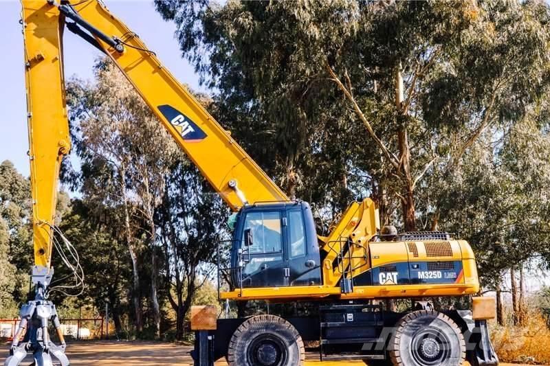 CAT M325 Miniexcavadoras