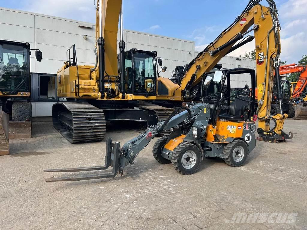 GiANT G1100 Cargadoras sobre ruedas