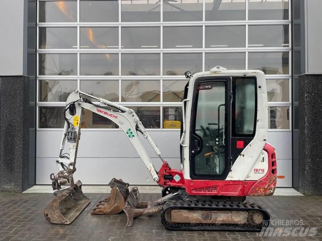 Takeuchi TB216 Miniexcavadoras