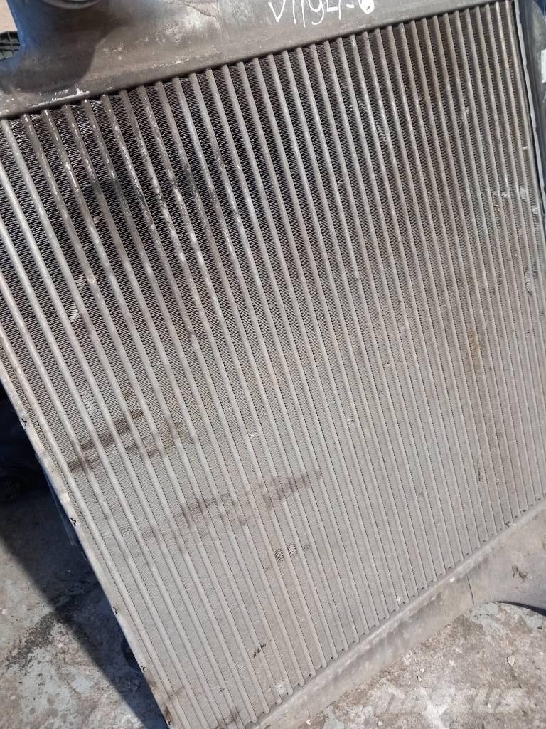 Volvo FH 12  20566842 Radiadores