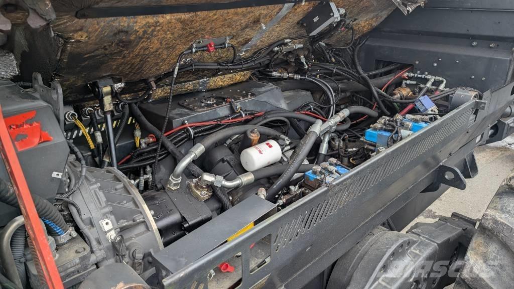 Ponsse Wisent 8W Transportadoras